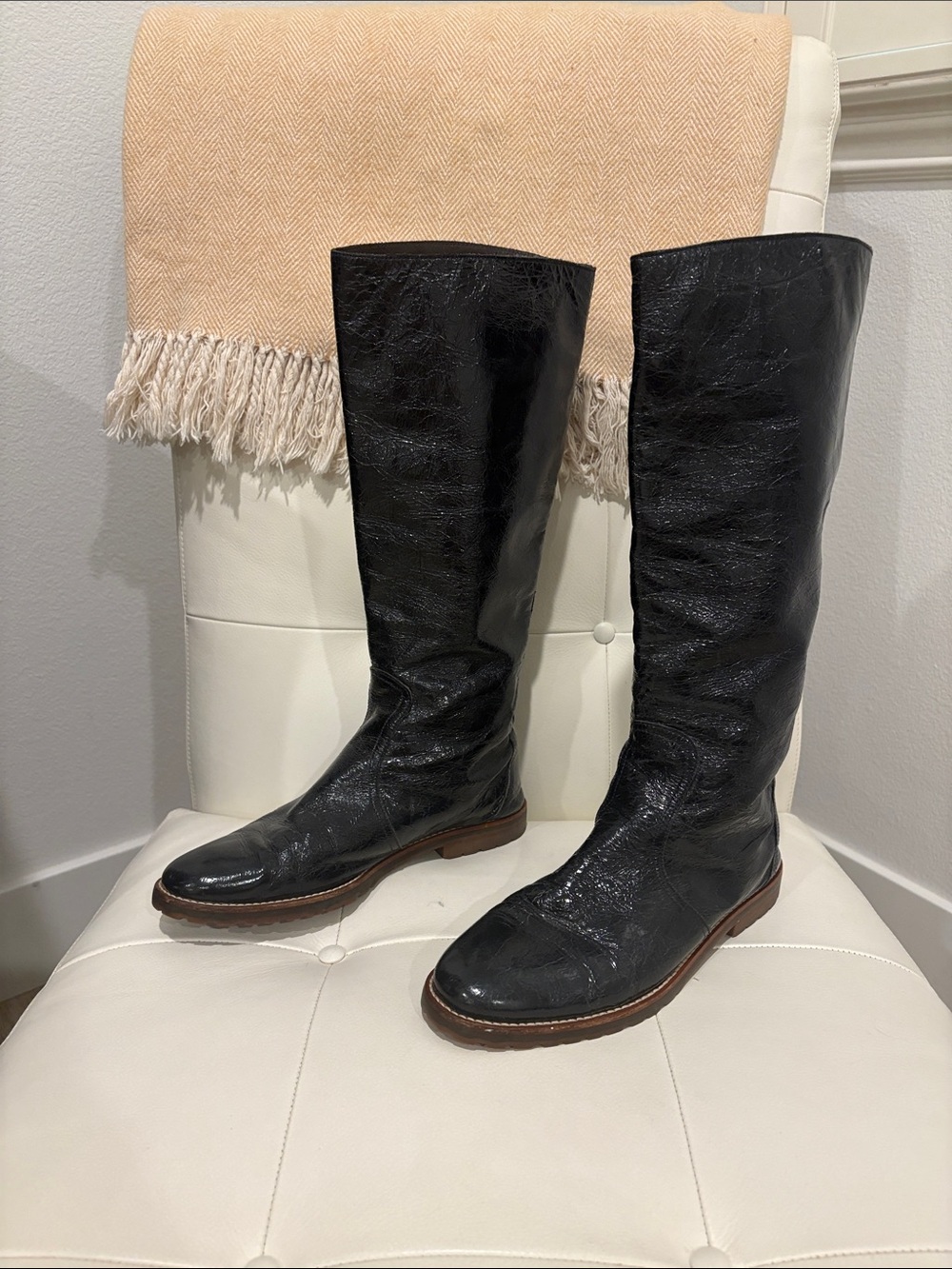 Barney’s CO-OP French Navy patent tall slip on Classic Riding Boot EUC